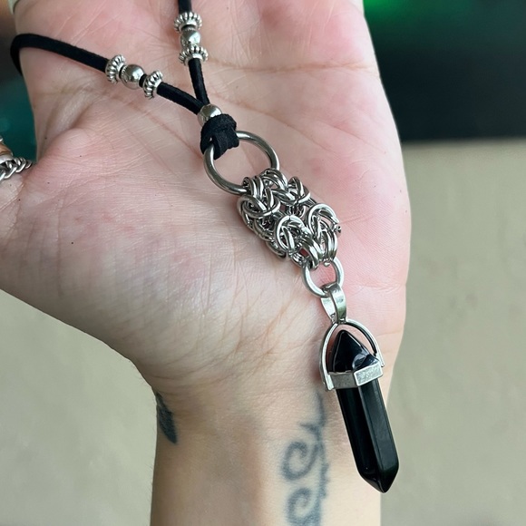 Handmade maille necklace with black obsidian bullet adjustable choker boho goth - Picture 7 of 16